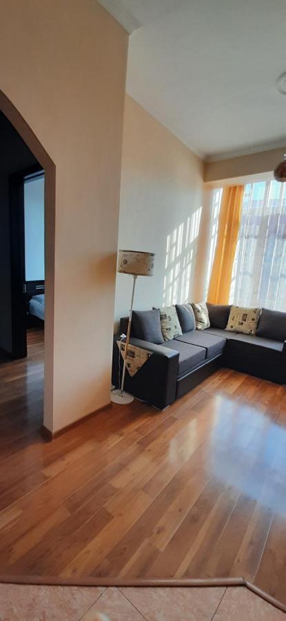 Apartment On Aleksandr Pushkin Street Tbilisi Buitenkant foto