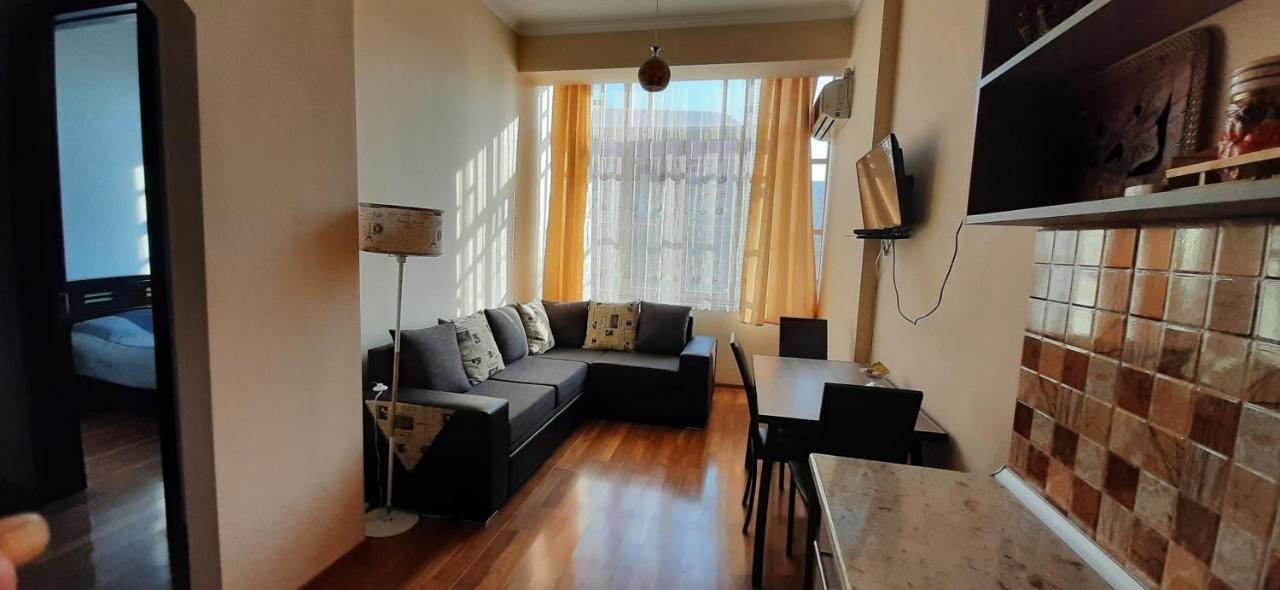 Apartment On Aleksandr Pushkin Street Tbilisi Buitenkant foto